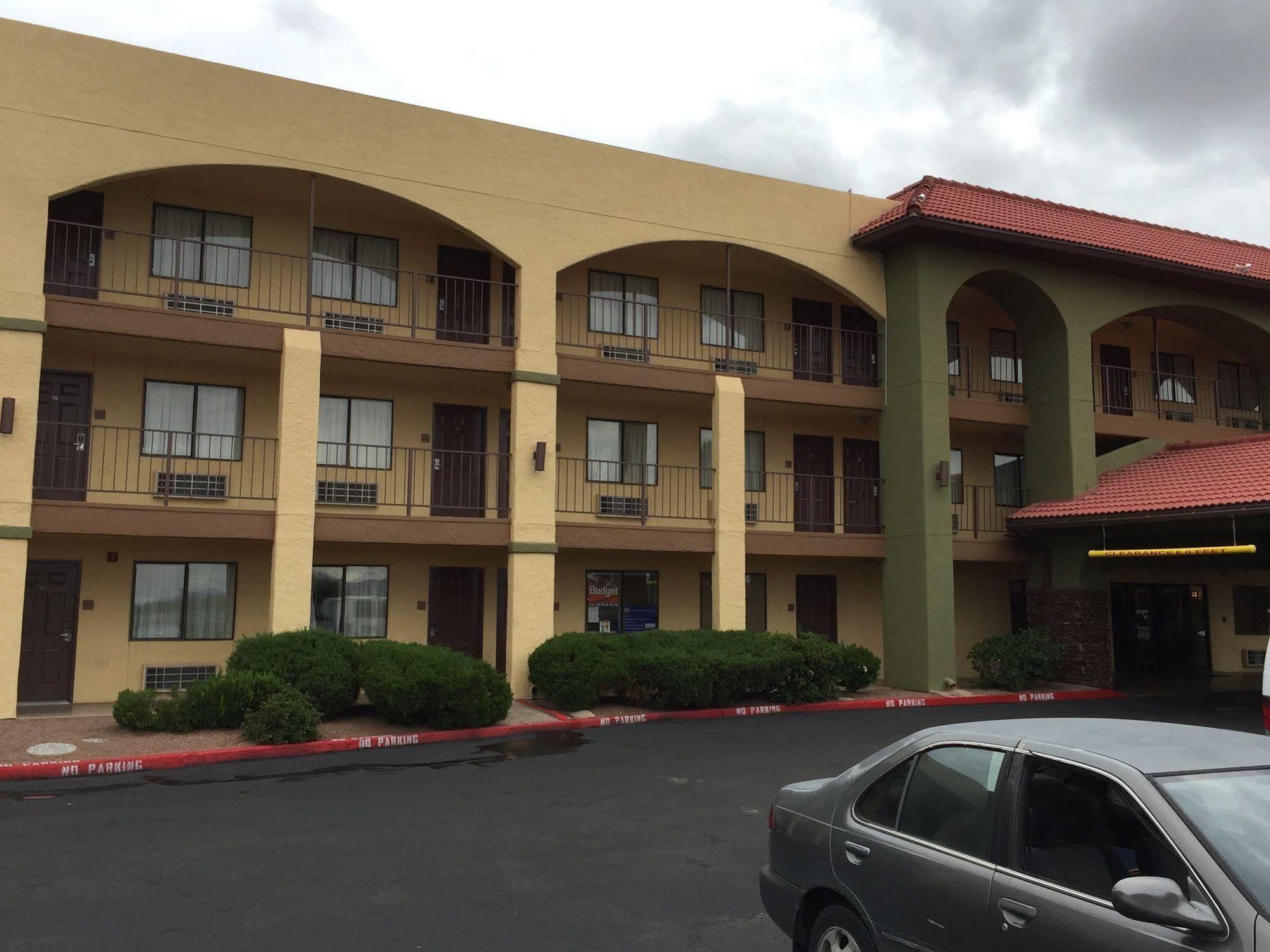 Quality Inn Airport East El Paso Eksteriør bilde